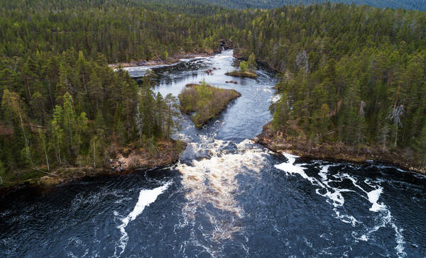 Kiutaköngäs watervallen, Oulanka Nationaal Park
