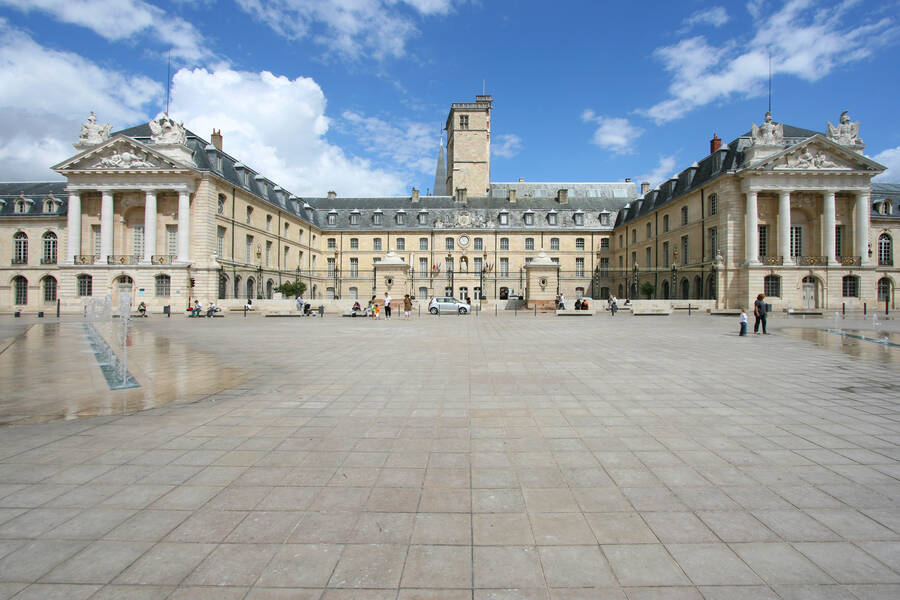 Paleis van de hertogen van Bourgondië, Dijon