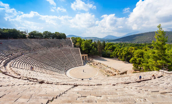 Epidaurus amfitheater, Tolo