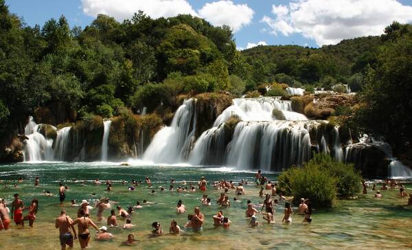 Zwemmen in Nationaal Park Krka, Kroatië