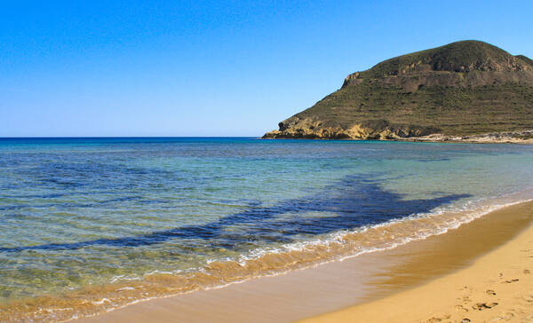 Strand dichtbij Rodalquilar, Parque Natural del Cabo de Gata-Níjar
